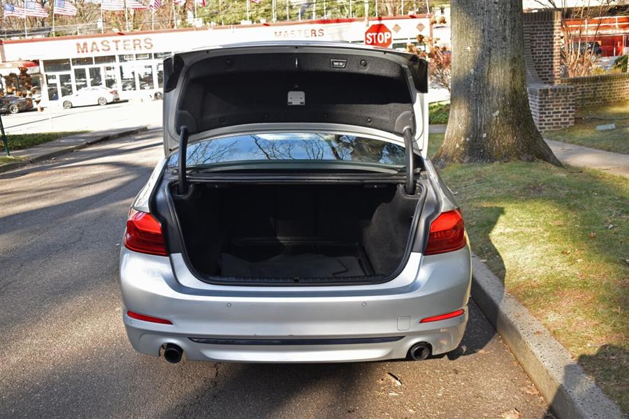 2019 BMW 5 Series 530i xDrive AWD 4dr Sedan, available for sale in Great Neck, New York | Camy Cars. Great Neck, New York 2019 BMW 5 Series 530i xDrive AWD 4dr Sedan, available for sale in Great Neck, New York | Camy Cars. Great Neck, New York