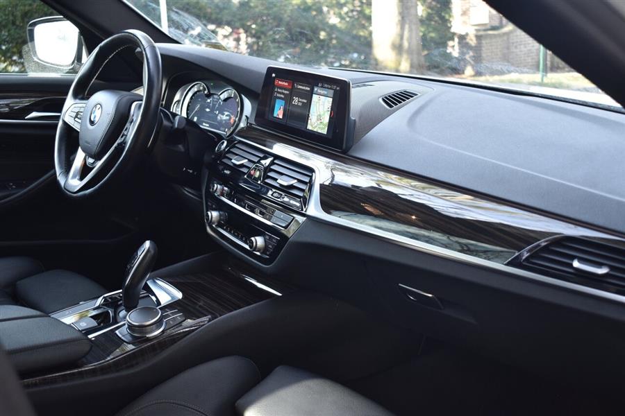 2019 BMW 5 Series 530i xDrive AWD 4dr Sedan, available for sale in Great Neck, New York | Camy Cars. Great Neck, New York 2019 BMW 5 Series 530i xDrive AWD 4dr Sedan, available for sale in Great Neck, New York | Camy Cars. Great Neck, New York
