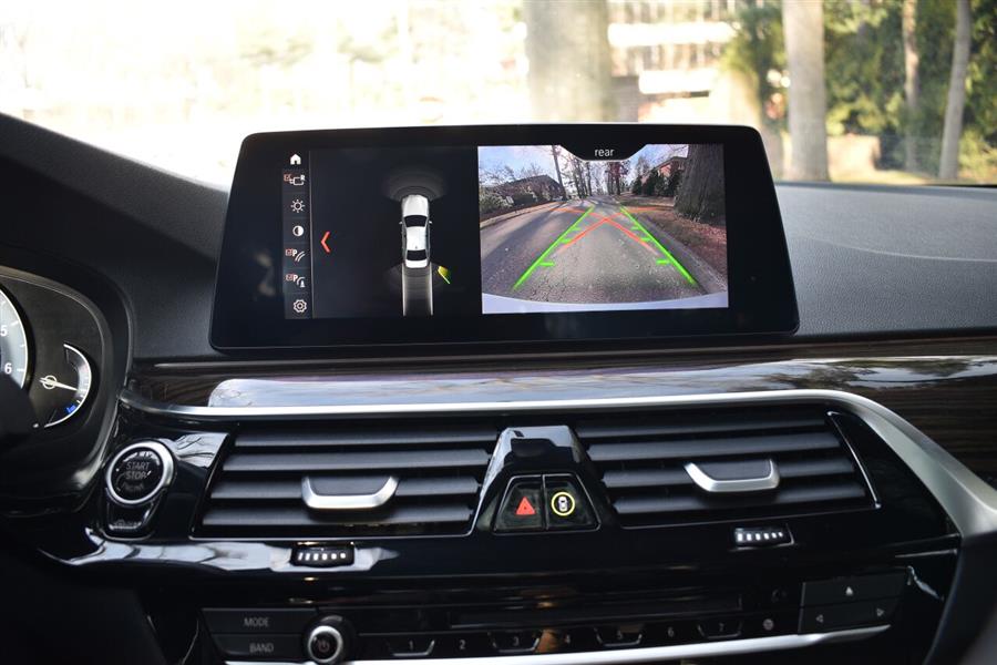 2019 BMW 5 Series 530i xDrive AWD 4dr Sedan, available for sale in Great Neck, New York | Camy Cars. Great Neck, New York 2019 BMW 5 Series 530i xDrive AWD 4dr Sedan, available for sale in Great Neck, New York | Camy Cars. Great Neck, New York