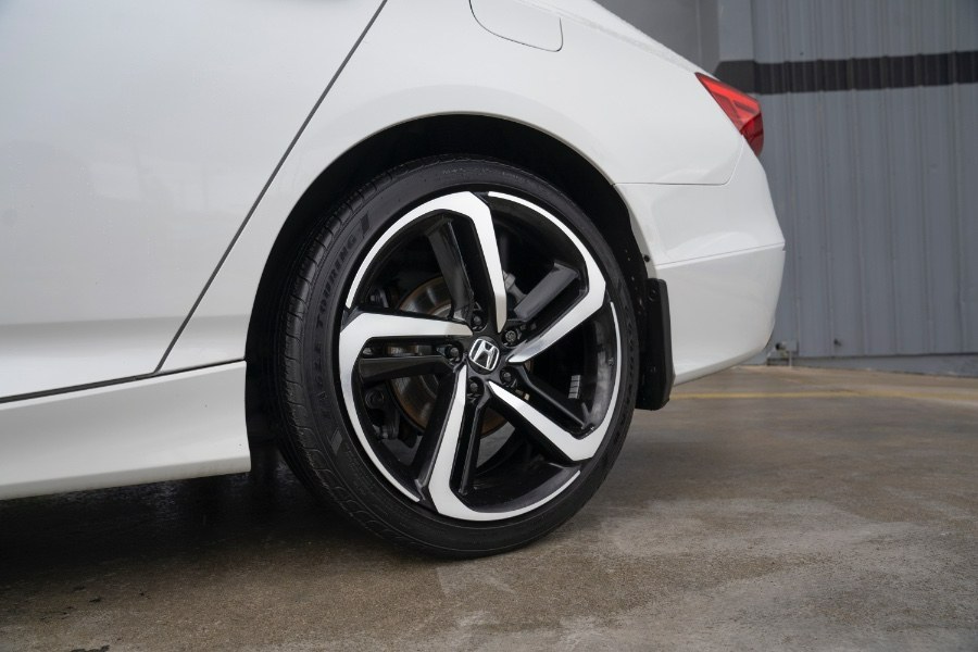 2021 Honda Accord Sedan Sport 1.5T CVT, available for sale in Miami, Florida | 26 Motors Miami. Miami, Florida 2021 Honda Accord Sedan Sport 1.5T CVT, available for sale in Miami, Florida | 26 Motors Miami. Miami, Florida