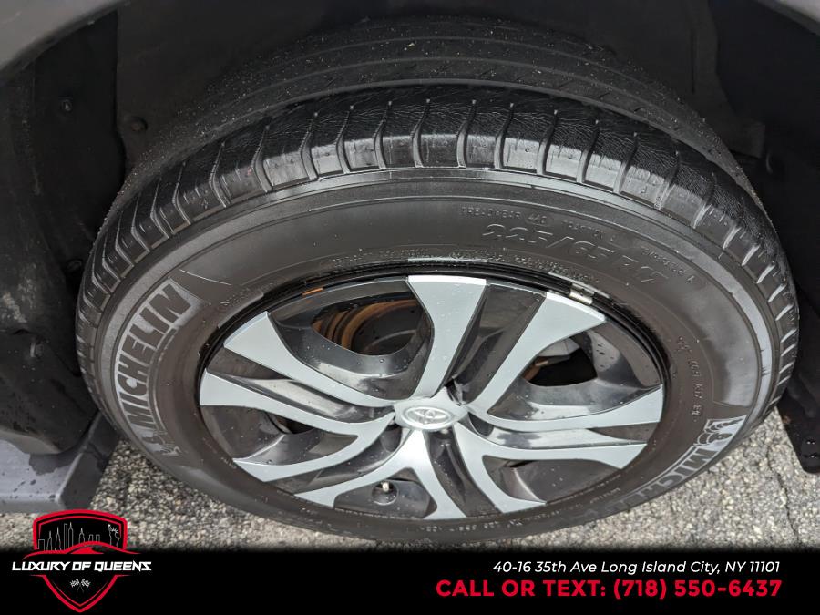 2018 Toyota RAV4 LE AWD (Natl), available for sale in Long Island City, New York | Luxury Of Queens. Long Island City, New York 2018 Toyota RAV4 LE AWD (Natl), available for sale in Long Island City, New York | Luxury Of Queens. Long Island City, New York