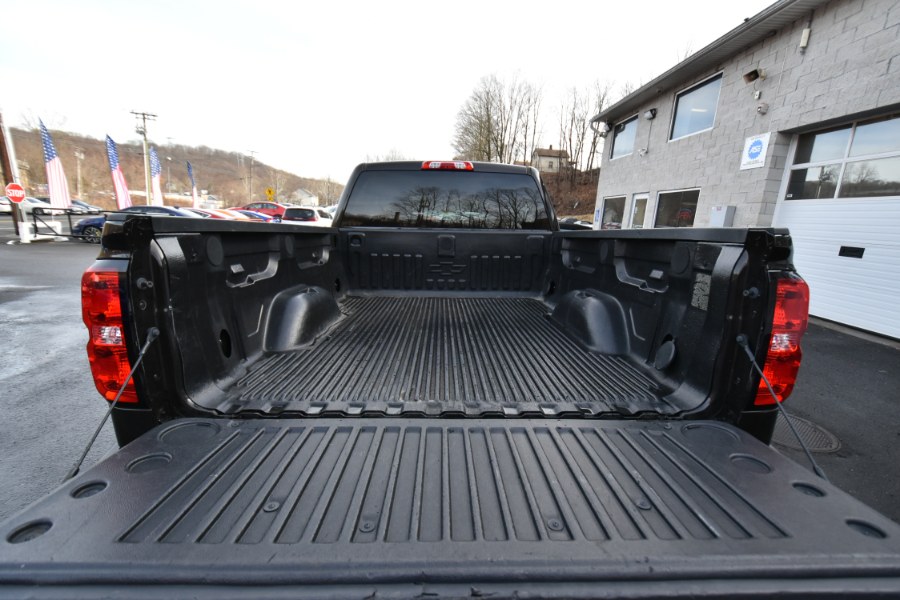 2018 Chevrolet Silverado 1500 4WD Double Cab 143.5" LT w/1LT, available for sale in Waterbury, Connecticut | Highline Car Connection. Waterbury, Connecticut 2018 Chevrolet Silverado 1500 4WD Double Cab 143.5" LT w/1LT, available for sale in Waterbury, Connecticut | Highline Car Connection. Waterbury, Connecticut