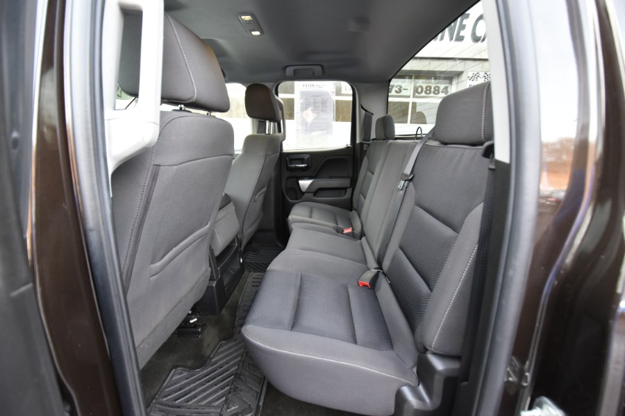 2018 Chevrolet Silverado 1500 4WD Double Cab 143.5" LT w/1LT, available for sale in Waterbury, Connecticut | Highline Car Connection. Waterbury, Connecticut 2018 Chevrolet Silverado 1500 4WD Double Cab 143.5" LT w/1LT, available for sale in Waterbury, Connecticut | Highline Car Connection. Waterbury, Connecticut