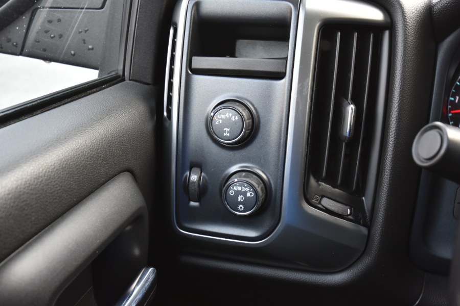 2018 Chevrolet Silverado 1500 4WD Double Cab 143.5" LT w/1LT, available for sale in Waterbury, Connecticut | Highline Car Connection. Waterbury, Connecticut 2018 Chevrolet Silverado 1500 4WD Double Cab 143.5" LT w/1LT, available for sale in Waterbury, Connecticut | Highline Car Connection. Waterbury, Connecticut