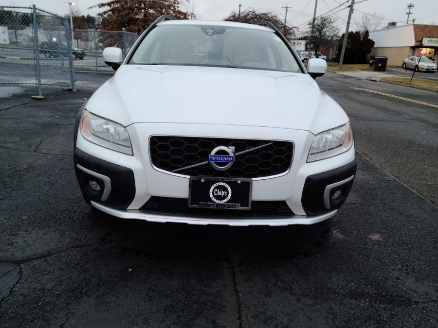 2015 Volvo XC70 2015.5 FWD 4dr Wgn T5 Drive-E Premier, available for sale in Milford, Connecticut | Chip's Auto Sales Inc. Milford, Connecticut 2015 Volvo XC70 2015.5 FWD 4dr Wgn T5 Drive-E Premier, available for sale in Milford, Connecticut | Chip's Auto Sales Inc. Milford, Connecticut
