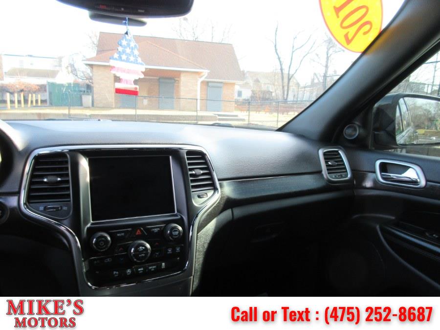 Used Jeep Grand Cherokee Laredo 4x4 *Ltd Avail* 2018 | Mike's Motors LLC. Stratford, Connecticut Used Jeep Grand Cherokee Laredo 4x4 *Ltd Avail* 2018 | Mike's Motors LLC. Stratford, Connecticut