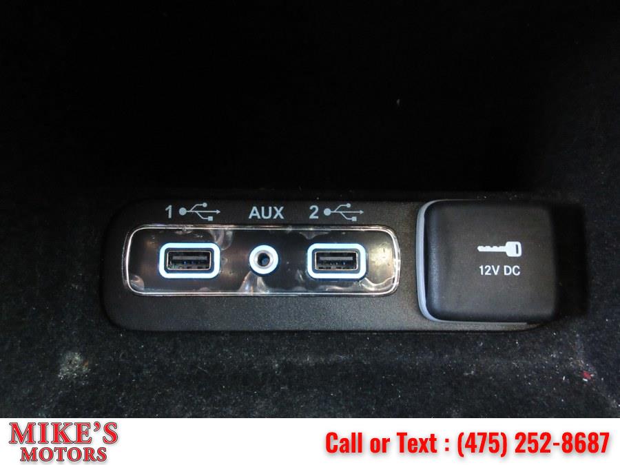 Used Jeep Grand Cherokee Laredo 4x4 *Ltd Avail* 2018 | Mike's Motors LLC. Stratford, Connecticut Used Jeep Grand Cherokee Laredo 4x4 *Ltd Avail* 2018 | Mike's Motors LLC. Stratford, Connecticut