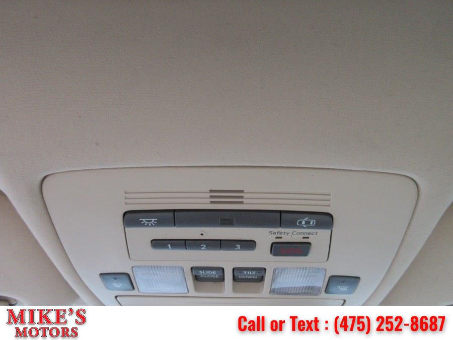 Used Lexus ES 350 4dr Sdn 2011 | Mike's Motors LLC. Stratford, Connecticut Used Lexus ES 350 4dr Sdn 2011 | Mike's Motors LLC. Stratford, Connecticut
