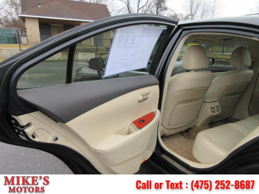 Used Lexus ES 350 4dr Sdn 2011 | Mike's Motors LLC. Stratford, Connecticut Used Lexus ES 350 4dr Sdn 2011 | Mike's Motors LLC. Stratford, Connecticut