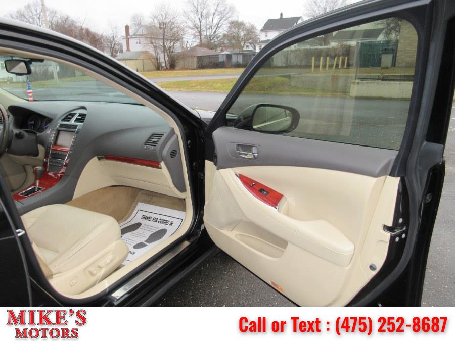 Used Lexus ES 350 4dr Sdn 2011 | Mike's Motors LLC. Stratford, Connecticut Used Lexus ES 350 4dr Sdn 2011 | Mike's Motors LLC. Stratford, Connecticut
