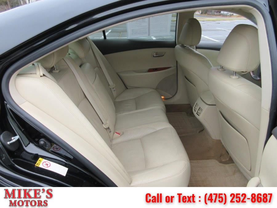 Used Lexus ES 350 4dr Sdn 2011 | Mike's Motors LLC. Stratford, Connecticut Used Lexus ES 350 4dr Sdn 2011 | Mike's Motors LLC. Stratford, Connecticut