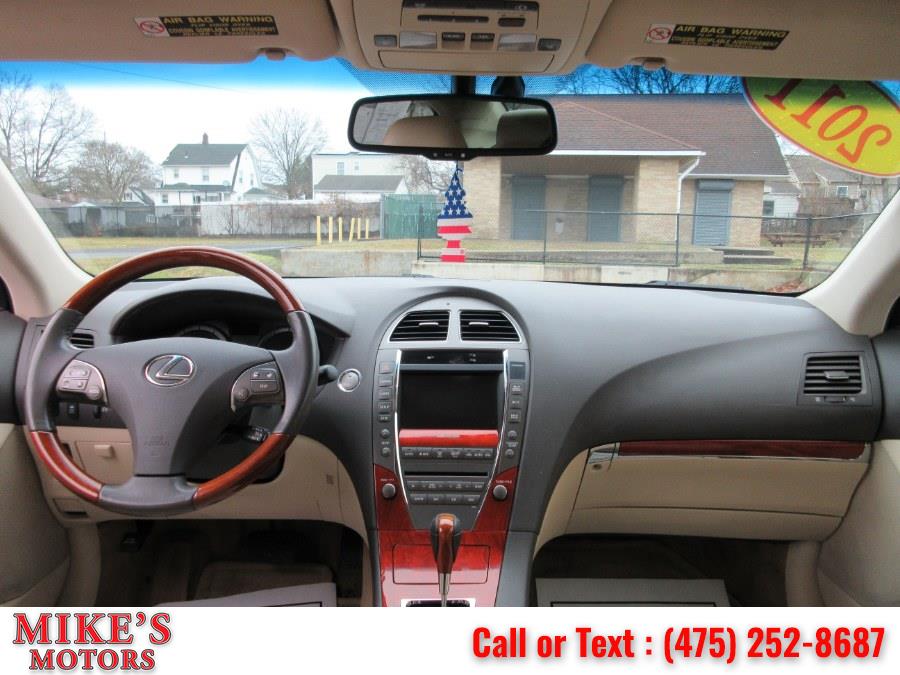 Used Lexus ES 350 4dr Sdn 2011 | Mike's Motors LLC. Stratford, Connecticut Used Lexus ES 350 4dr Sdn 2011 | Mike's Motors LLC. Stratford, Connecticut