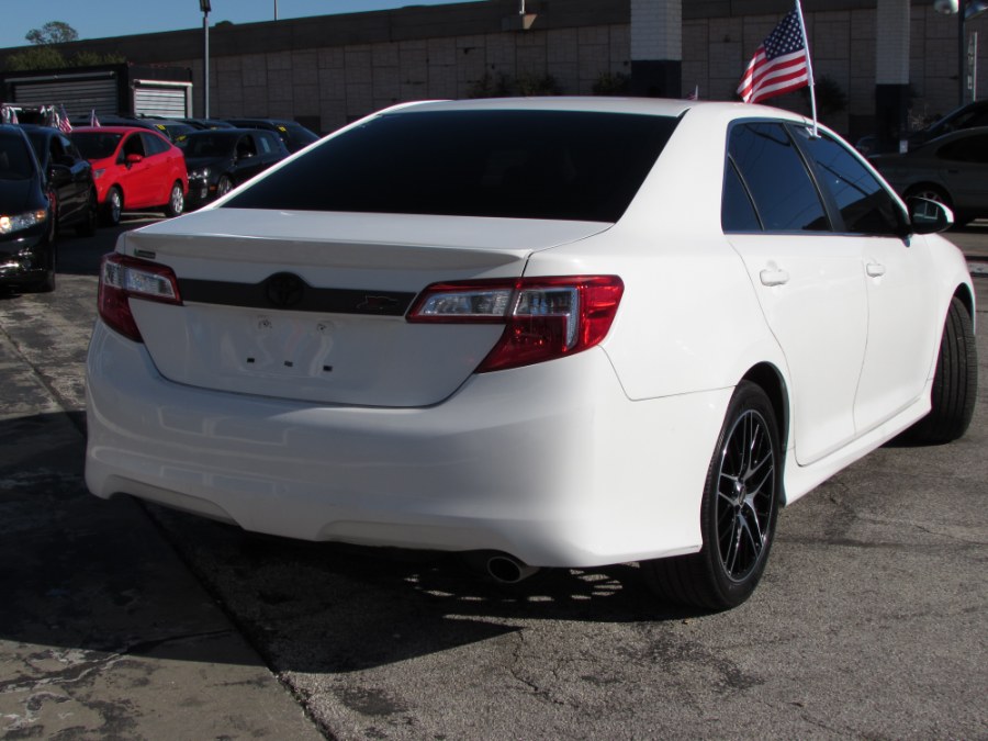 2014 Toyota Camry 4dr Sdn I4 Auto SE Sport (Natl) *Ltd Avail*, available for sale in Orlando, Florida | VIP Auto Enterprise, Inc. Orlando, Florida 2014 Toyota Camry 4dr Sdn I4 Auto SE Sport (Natl) *Ltd Avail*, available for sale in Orlando, Florida | VIP Auto Enterprise, Inc. Orlando, Florida
