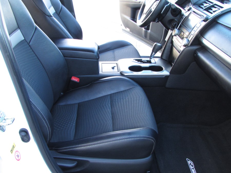 2014 Toyota Camry 4dr Sdn I4 Auto SE Sport (Natl) *Ltd Avail*, available for sale in Orlando, Florida | VIP Auto Enterprise, Inc. Orlando, Florida 2014 Toyota Camry 4dr Sdn I4 Auto SE Sport (Natl) *Ltd Avail*, available for sale in Orlando, Florida | VIP Auto Enterprise, Inc. Orlando, Florida