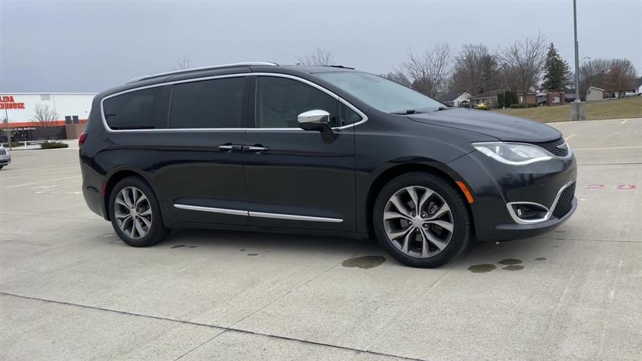 Used Chrysler Pacifica Limited 4dr Wgn 2017 | Josh's All Under Ten LLC. Elida, Ohio Used Chrysler Pacifica Limited 4dr Wgn 2017 | Josh's All Under Ten LLC. Elida, Ohio