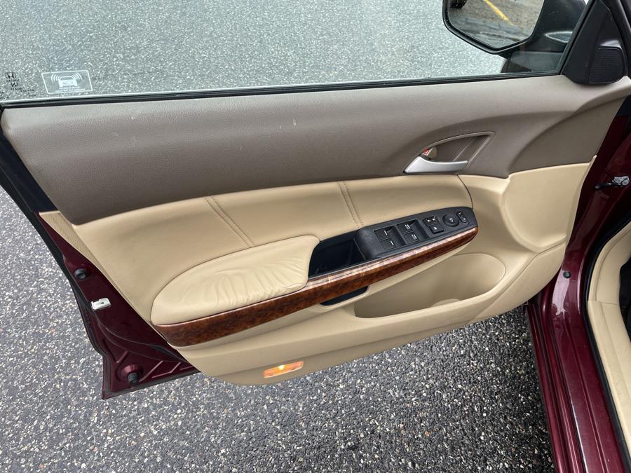 2008 Honda Accord Sdn 4dr V6 Auto EX-L w/Navi, available for sale in Ashland, Massachusetts | New Beginning Auto Service Inc. Ashland, Massachusetts 2008 Honda Accord Sdn 4dr V6 Auto EX-L w/Navi, available for sale in Ashland, Massachusetts | New Beginning Auto Service Inc. Ashland, Massachusetts