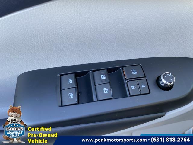 2019 Toyota Highlander XLE V6 AWD (Natl), available for sale in Bayshore, New York | Peak Automotive Inc.. Bayshore, New York 2019 Toyota Highlander XLE V6 AWD (Natl), available for sale in Bayshore, New York | Peak Automotive Inc.. Bayshore, New York
