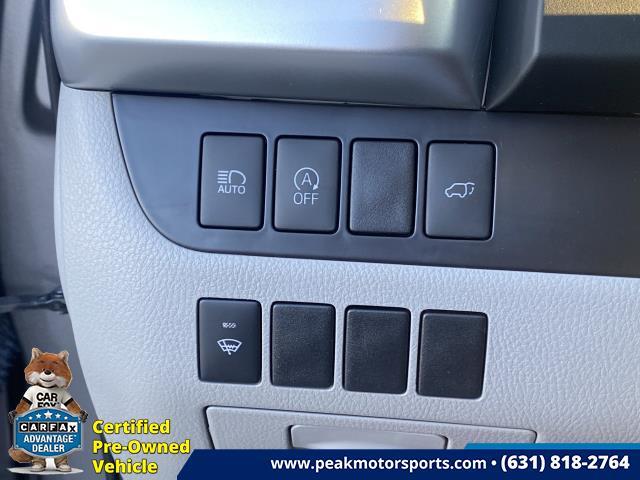 2019 Toyota Highlander XLE V6 AWD (Natl), available for sale in Bayshore, New York | Peak Automotive Inc.. Bayshore, New York 2019 Toyota Highlander XLE V6 AWD (Natl), available for sale in Bayshore, New York | Peak Automotive Inc.. Bayshore, New York