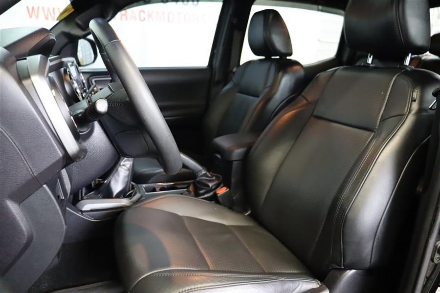 2019 Toyota Tacoma DOUBLE CAB, available for sale in Paterson, New Jersey | Fast Track Motors. Paterson, New Jersey 2019 Toyota Tacoma DOUBLE CAB, available for sale in Paterson, New Jersey | Fast Track Motors. Paterson, New Jersey