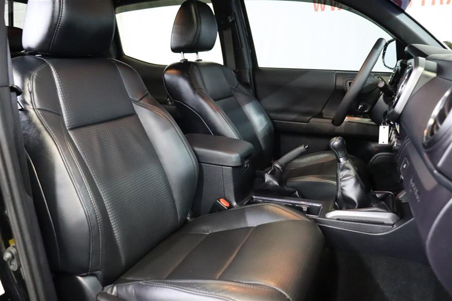 2019 Toyota Tacoma DOUBLE CAB, available for sale in Paterson, New Jersey | Fast Track Motors. Paterson, New Jersey 2019 Toyota Tacoma DOUBLE CAB, available for sale in Paterson, New Jersey | Fast Track Motors. Paterson, New Jersey