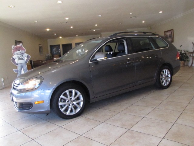 Used Volkswagen Jetta SportWagen 4dr Auto SE PZEV 2011 | Auto Network Group Inc. Placentia, California