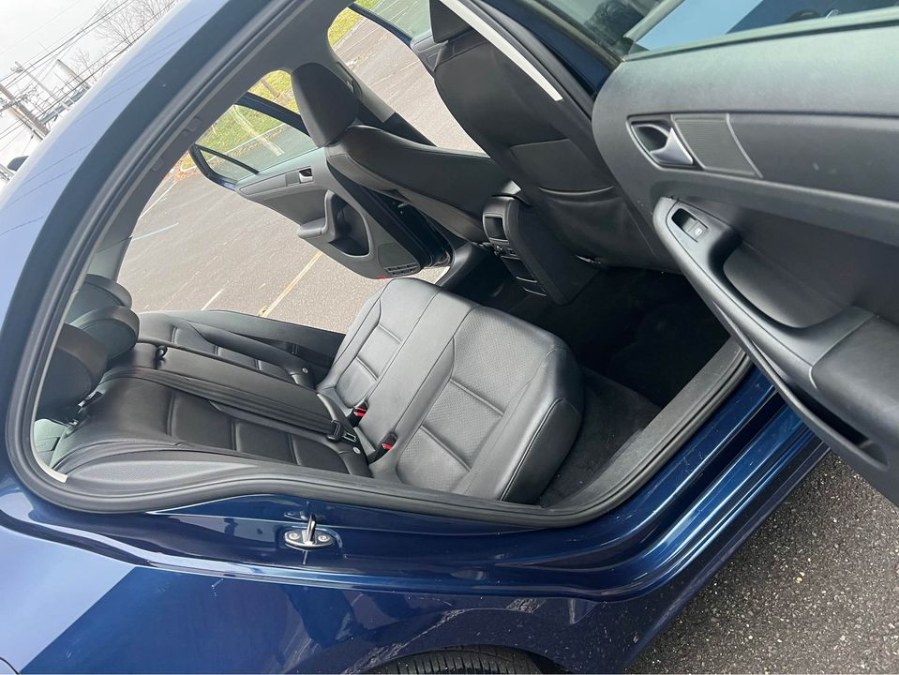 2014 Volkswagen Jetta Sedan 4dr Auto SE PZEV, available for sale in Waterbury, Connecticut | WT Auto LLC. Waterbury, Connecticut 2014 Volkswagen Jetta Sedan 4dr Auto SE PZEV, available for sale in Waterbury, Connecticut | WT Auto LLC. Waterbury, Connecticut