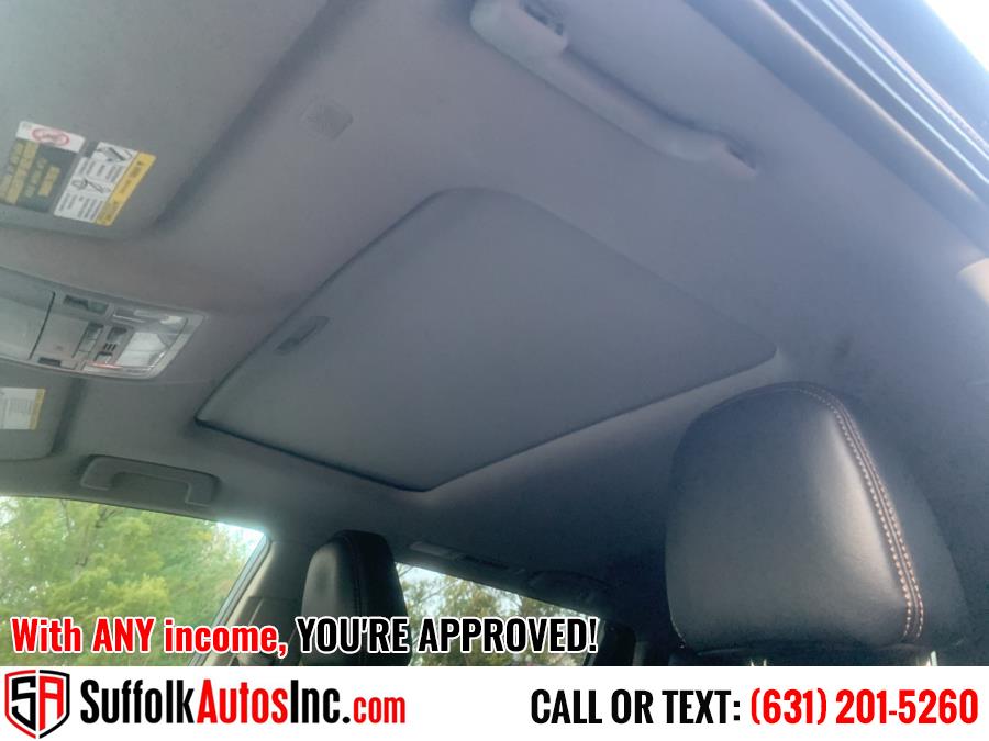 Used Toyota Highlander XLE V6 AWD (Natl) 2019 | Suffolk Autos Inc. Medford, New York Used Toyota Highlander XLE V6 AWD (Natl) 2019 | Suffolk Autos Inc. Medford, New York