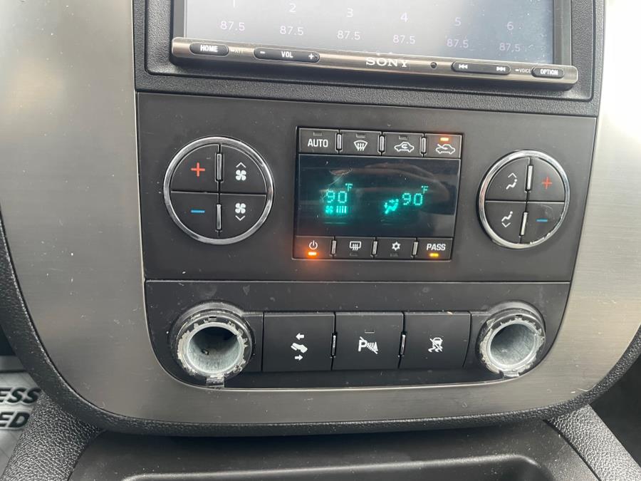 2007 Chevrolet Avalanche 4WD Crew Cab 130" LS, available for sale in Vernon, Connecticut | Diamond Auto Cars LLC. Vernon, Connecticut 2007 Chevrolet Avalanche 4WD Crew Cab 130" LS, available for sale in Vernon, Connecticut | Diamond Auto Cars LLC. Vernon, Connecticut