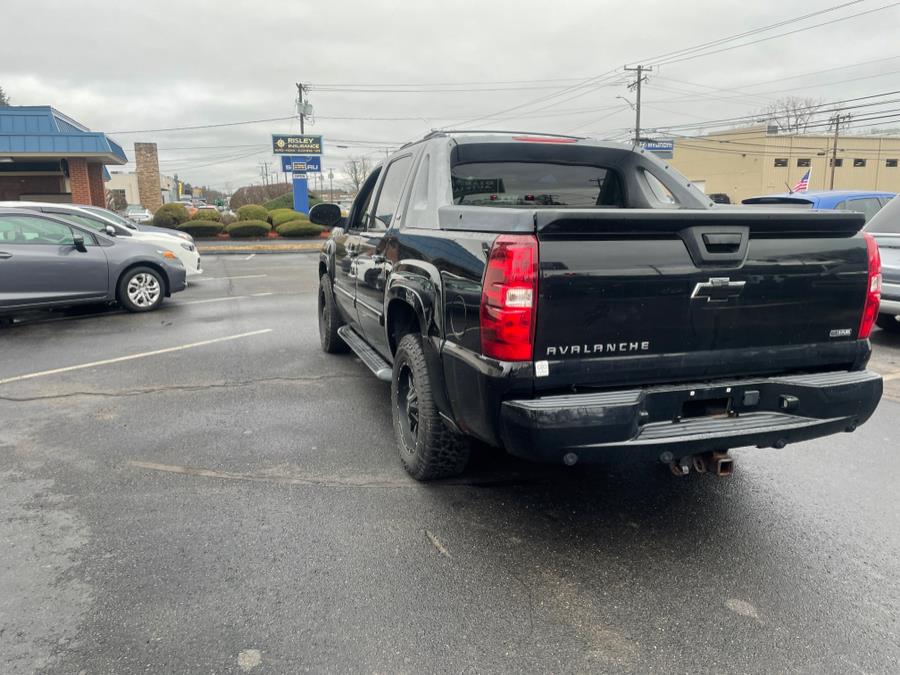 2007 Chevrolet Avalanche 4WD Crew Cab 130" LS, available for sale in Vernon, Connecticut | Diamond Auto Cars LLC. Vernon, Connecticut 2007 Chevrolet Avalanche 4WD Crew Cab 130" LS, available for sale in Vernon, Connecticut | Diamond Auto Cars LLC. Vernon, Connecticut