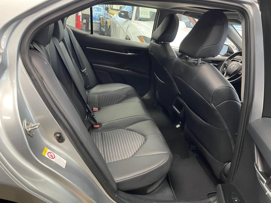 2018 Toyota Camry Hybrid XLE CVT (Natl), available for sale in Inwood, New York | 5 Towns Drive. Inwood, New York 2018 Toyota Camry Hybrid XLE CVT (Natl), available for sale in Inwood, New York | 5 Towns Drive. Inwood, New York