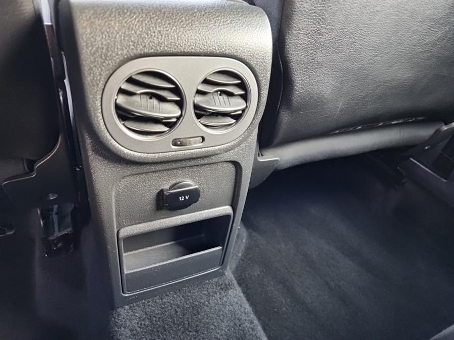 2012 Volkswagen Tiguan 4WD 4dr Auto SE w/Sunroof & Nav, available for sale in Islip, New York | L.I. Auto Gallery. Islip, New York 2012 Volkswagen Tiguan 4WD 4dr Auto SE w/Sunroof & Nav, available for sale in Islip, New York | L.I. Auto Gallery. Islip, New York