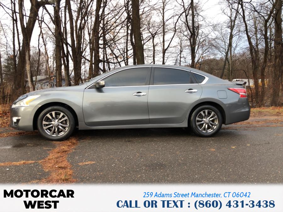 2015 Nissan Altima 4dr Sdn I4 2.5 S, available for sale in Manchester, Connecticut | Motorcar West. Manchester, Connecticut