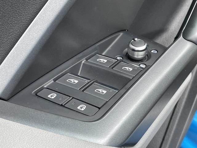 2020 Audi Q3 Prestige S line, available for sale in Brookfield, Connecticut | Blasius Federal Road. Brookfield, Connecticut 2020 Audi Q3 Prestige S line, available for sale in Brookfield, Connecticut | Blasius Federal Road. Brookfield, Connecticut