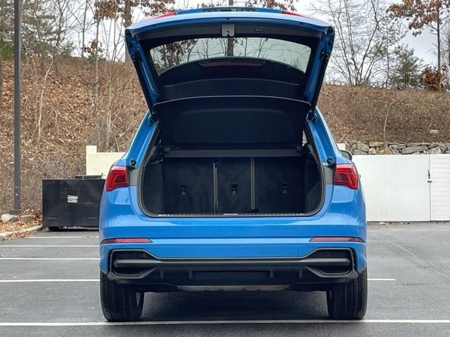 2020 Audi Q3 Prestige S line, available for sale in Brookfield, Connecticut | Blasius Federal Road. Brookfield, Connecticut 2020 Audi Q3 Prestige S line, available for sale in Brookfield, Connecticut | Blasius Federal Road. Brookfield, Connecticut