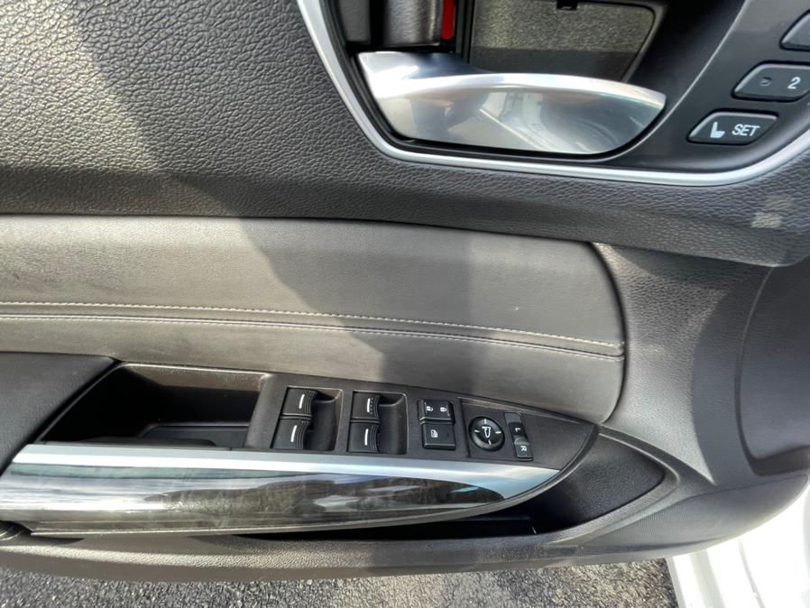 2018 Acura TLX 2.4L FWD w/Technology Pkg, available for sale in Irvington, New Jersey | Elis Motors Corp. Irvington, New Jersey 2018 Acura TLX 2.4L FWD w/Technology Pkg, available for sale in Irvington, New Jersey | Elis Motors Corp. Irvington, New Jersey