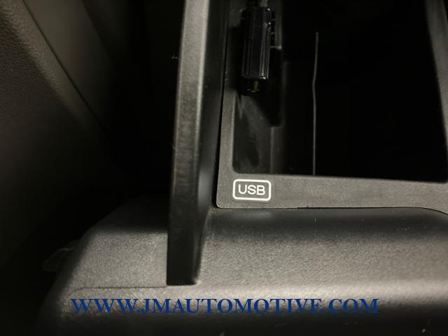 2013 Honda Odyssey 5dr EX-L, available for sale in Naugatuck, Connecticut | J&M Automotive Sls&Svc LLC. Naugatuck, Connecticut 2013 Honda Odyssey 5dr EX-L, available for sale in Naugatuck, Connecticut | J&M Automotive Sls&Svc LLC. Naugatuck, Connecticut