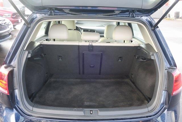 Used Volkswagen Golf TSI SE 4-Door 2016 | Victory Cars Central. Levittown, New York Used Volkswagen Golf TSI SE 4-Door 2016 | Victory Cars Central. Levittown, New York