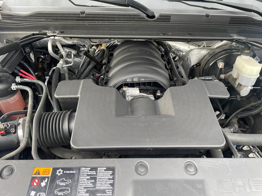 2016 Chevrolet Suburban 4WD 4dr 1500 LT, available for sale in Agawam, Massachusetts | Malkoon Motors. Agawam, Massachusetts 2016 Chevrolet Suburban 4WD 4dr 1500 LT, available for sale in Agawam, Massachusetts | Malkoon Motors. Agawam, Massachusetts