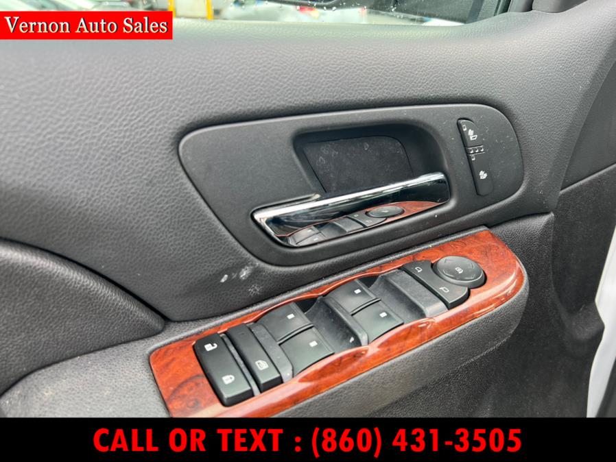 2014 GMC Yukon 4WD 4dr SLT, available for sale in Manchester, Connecticut | Vernon Auto Sale & Service. Manchester, Connecticut 2014 GMC Yukon 4WD 4dr SLT, available for sale in Manchester, Connecticut | Vernon Auto Sale & Service. Manchester, Connecticut