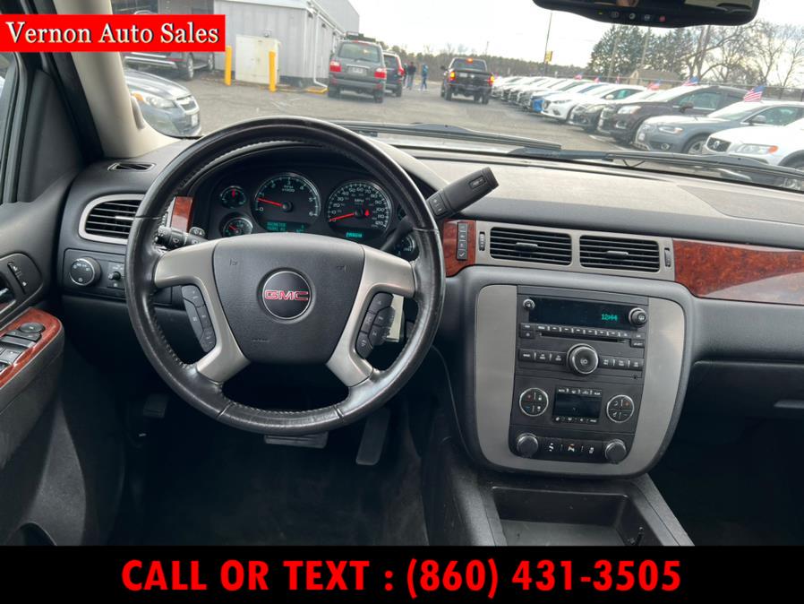 2014 GMC Yukon 4WD 4dr SLT, available for sale in Manchester, Connecticut | Vernon Auto Sale & Service. Manchester, Connecticut 2014 GMC Yukon 4WD 4dr SLT, available for sale in Manchester, Connecticut | Vernon Auto Sale & Service. Manchester, Connecticut