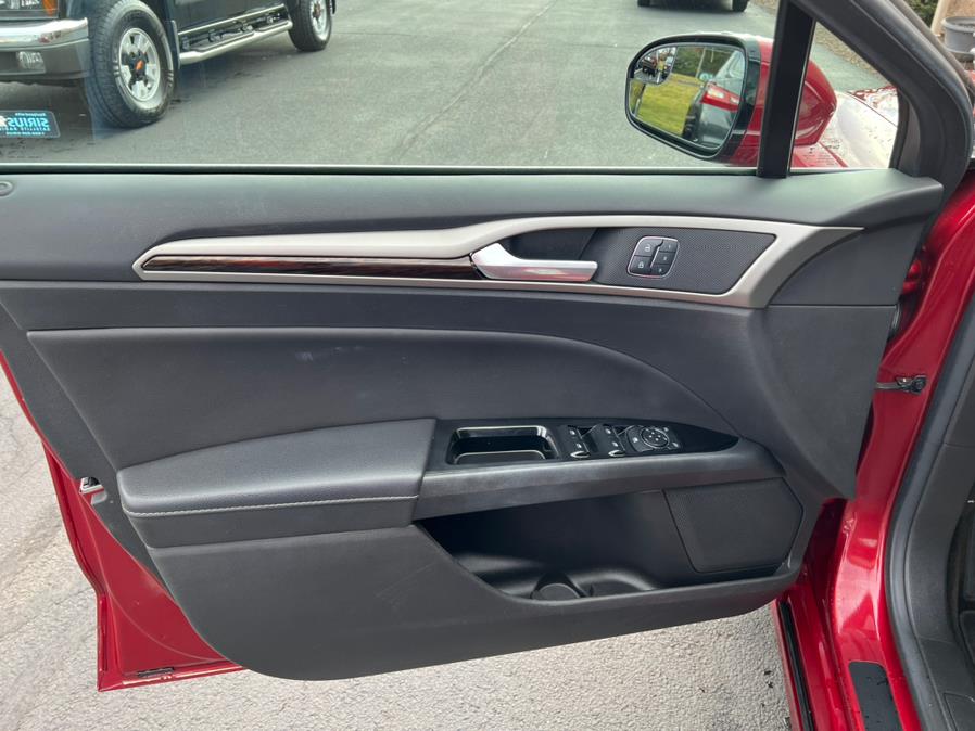 2016 Ford Fusion 4dr Sdn SE FWD, available for sale in East Windsor, Connecticut | Century Auto And Truck. East Windsor, Connecticut 2016 Ford Fusion 4dr Sdn SE FWD, available for sale in East Windsor, Connecticut | Century Auto And Truck. East Windsor, Connecticut