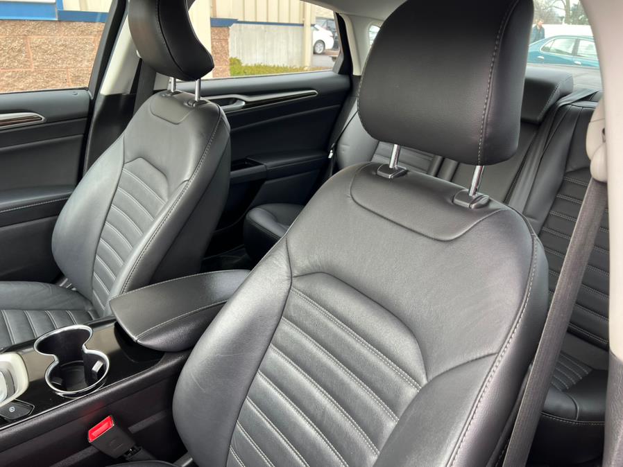 2016 Ford Fusion 4dr Sdn SE FWD, available for sale in East Windsor, Connecticut | Century Auto And Truck. East Windsor, Connecticut 2016 Ford Fusion 4dr Sdn SE FWD, available for sale in East Windsor, Connecticut | Century Auto And Truck. East Windsor, Connecticut