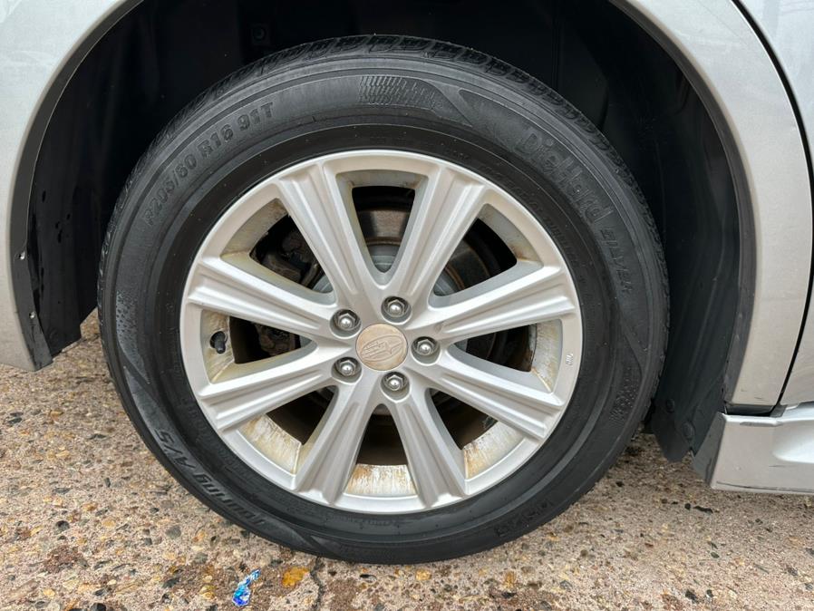 2011 Subaru Legacy 4dr Sdn H4 Auto 2.5i Prem PZEV, available for sale in Manchester, Connecticut | Carsonmain LLC. Manchester, Connecticut 2011 Subaru Legacy 4dr Sdn H4 Auto 2.5i Prem PZEV, available for sale in Manchester, Connecticut | Carsonmain LLC. Manchester, Connecticut