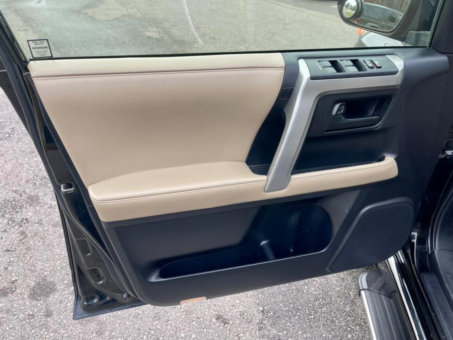 2013 Toyota 4Runner 4WD 4dr V6 SR5, available for sale in South Windsor, Connecticut | Mike And Tony Auto Sales, Inc. South Windsor, Connecticut 2013 Toyota 4Runner 4WD 4dr V6 SR5, available for sale in South Windsor, Connecticut | Mike And Tony Auto Sales, Inc. South Windsor, Connecticut