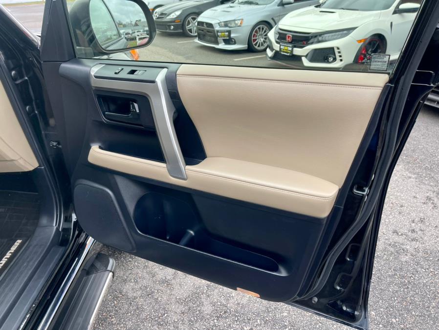 2013 Toyota 4Runner 4WD 4dr V6 SR5, available for sale in South Windsor, Connecticut | Mike And Tony Auto Sales, Inc. South Windsor, Connecticut 2013 Toyota 4Runner 4WD 4dr V6 SR5, available for sale in South Windsor, Connecticut | Mike And Tony Auto Sales, Inc. South Windsor, Connecticut