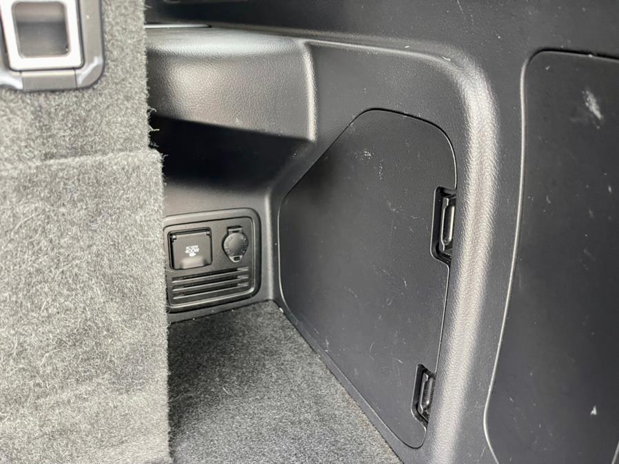2013 Toyota 4Runner 4WD 4dr V6 SR5, available for sale in South Windsor, Connecticut | Mike And Tony Auto Sales, Inc. South Windsor, Connecticut 2013 Toyota 4Runner 4WD 4dr V6 SR5, available for sale in South Windsor, Connecticut | Mike And Tony Auto Sales, Inc. South Windsor, Connecticut