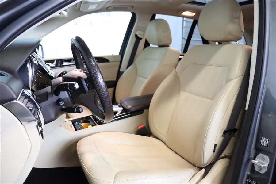 2018 Mercedes-benz Gle 350 4MATIC, available for sale in Paterson, New Jersey | Fast Track Motors. Paterson, New Jersey 2018 Mercedes-benz Gle 350 4MATIC, available for sale in Paterson, New Jersey | Fast Track Motors. Paterson, New Jersey