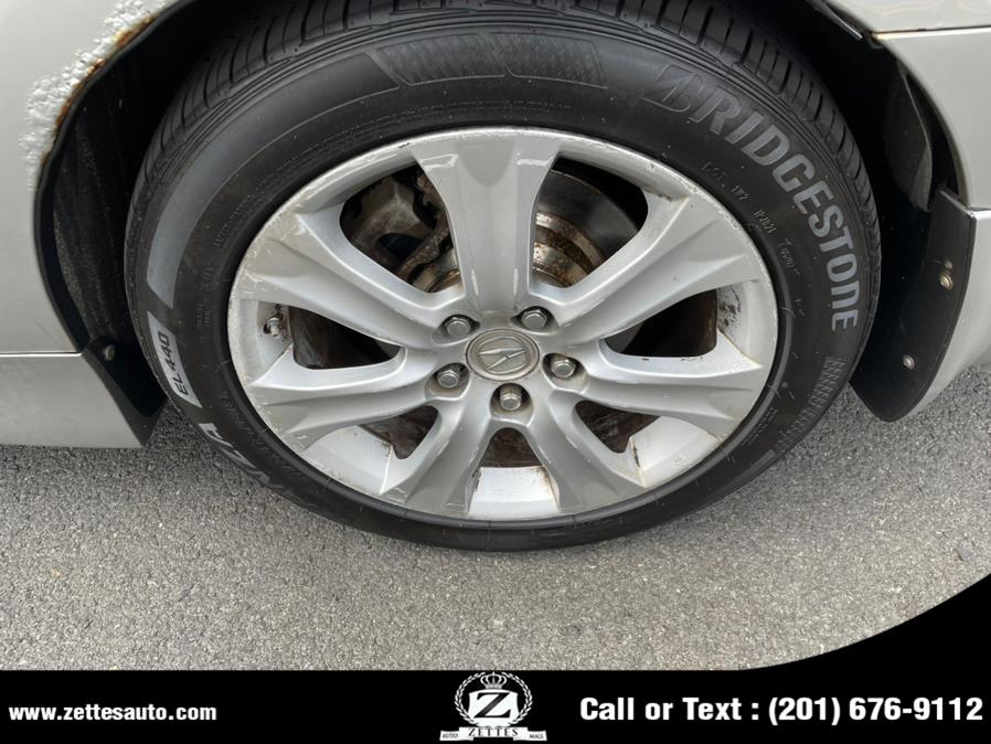 2010 Acura RL 4dr Sdn Tech Pkg (Natl), available for sale in Jersey City, New Jersey | Zettes Auto Mall. Jersey City, New Jersey 2010 Acura RL 4dr Sdn Tech Pkg (Natl), available for sale in Jersey City, New Jersey | Zettes Auto Mall. Jersey City, New Jersey