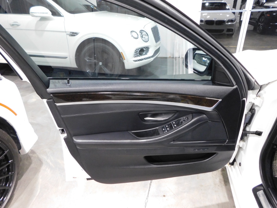2013 BMW 5 Series 4dr Sdn 528i xDrive AWDMsport, available for sale in Lodi, New Jersey | Auto Gallery. Lodi, New Jersey 2013 BMW 5 Series 4dr Sdn 528i xDrive AWDMsport, available for sale in Lodi, New Jersey | Auto Gallery. Lodi, New Jersey