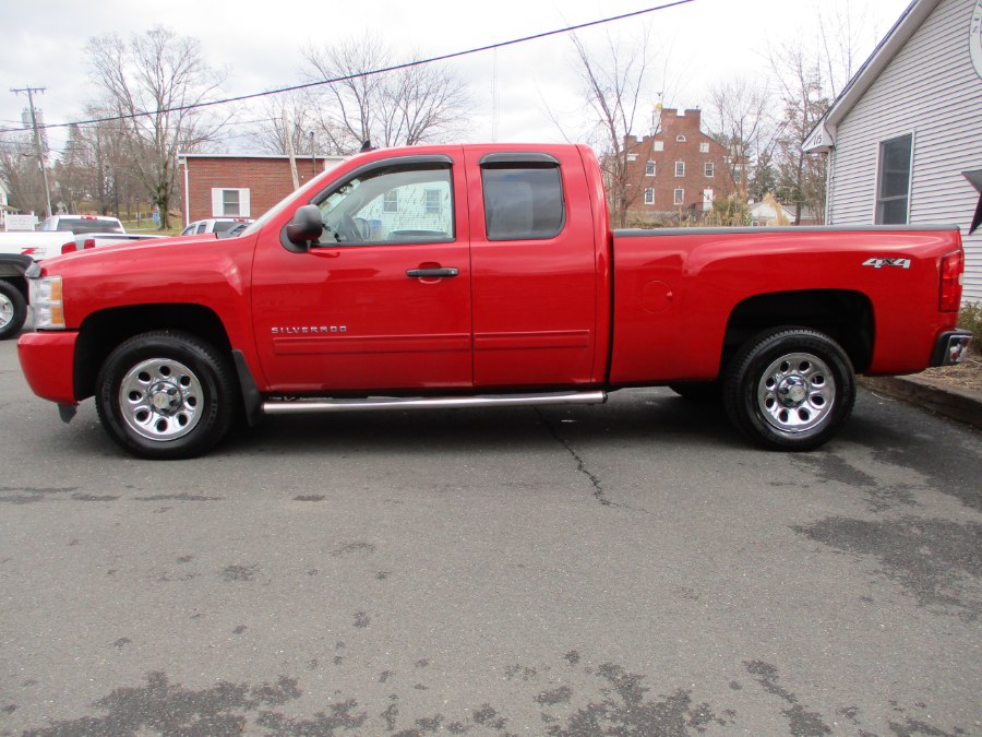 2011 Chevrolet Silverado 1500 4WD Ext Cab 143.5" LS, available for sale in Suffield, Connecticut | Suffield Auto LLC. Suffield, Connecticut 2011 Chevrolet Silverado 1500 4WD Ext Cab 143.5" LS, available for sale in Suffield, Connecticut | Suffield Auto LLC. Suffield, Connecticut